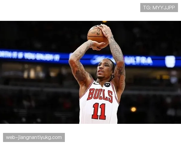 德罗赞中距离效率提升显著 拉开与外线投手米切尔差距