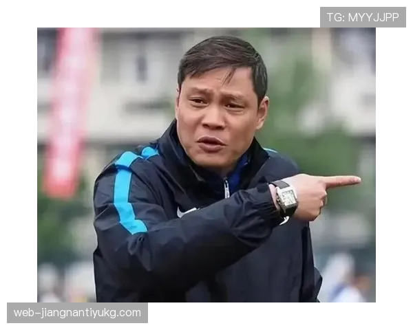 压制中路出球范志毅关键战不同于当代中卫转为出球点