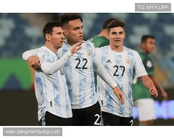 劳塔罗世界杯表现低迷的战术与状态原因分析